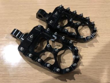 クロスカントリー フットペグ ハーレー MX ペグ スタイル 回転 クラブ