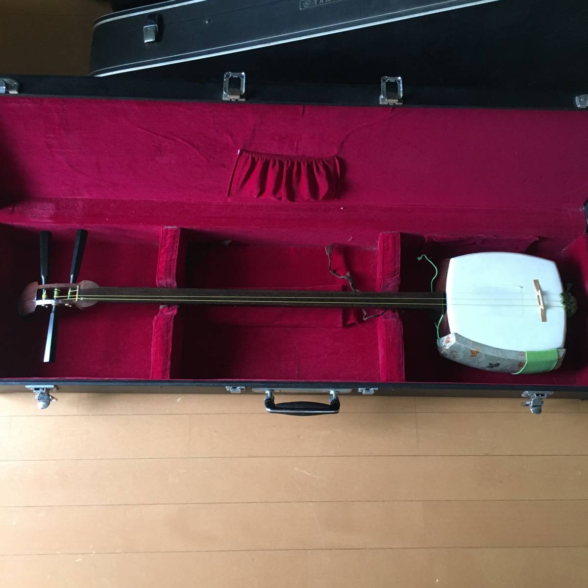 三味線2本 ジャンク品 付属品あり 三味線2本 ジャンク品 付属品あり