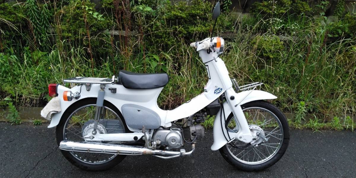 スーパーカブ50 スーパーカブ50(ホンダ) スーパーカブ50（白 