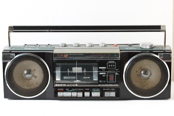 ◆レトロ アンティーク◆SANYO MR-U4GP サンヨー ステレオ ラジカセ FM/AM ラジオ カセット不良◆通電OK 中古品 ジャンク品◆