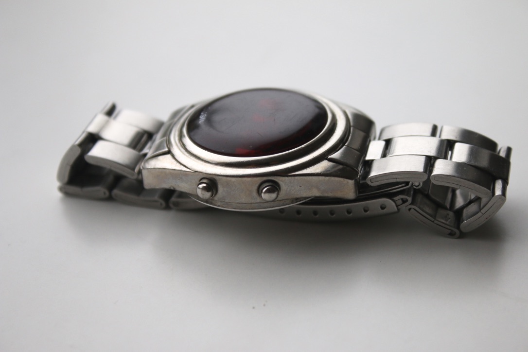 『FOSSIL フォッシル JR-7750 腕時計 電池交換済み 赤 LED』◆検索ウォッチseiko時計アナログ デジアナQuartデジタル ヴィンテージ