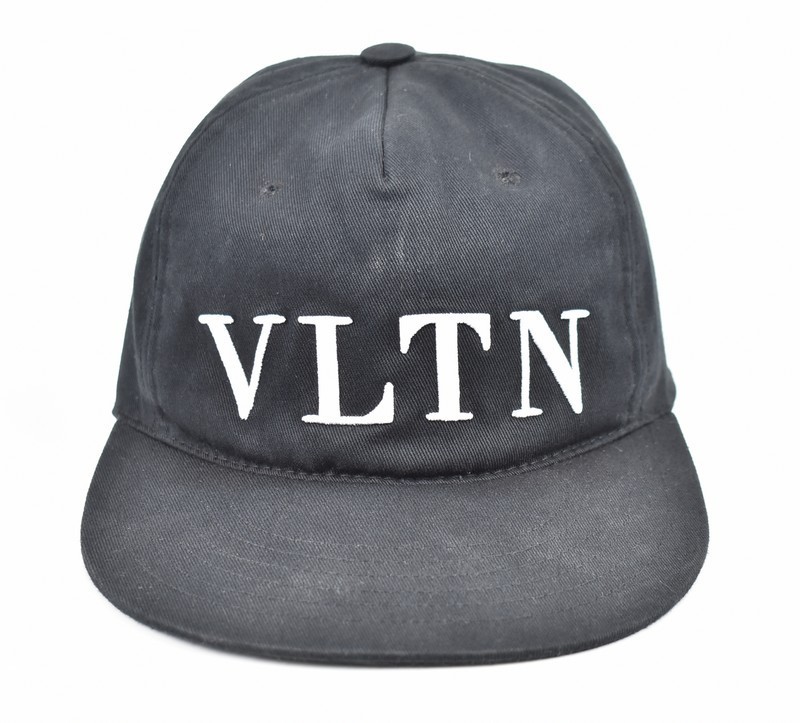 VALENTINO/ヴァレンティノ VLTN ロゴ刺繍キャップ サイズ：F カラー