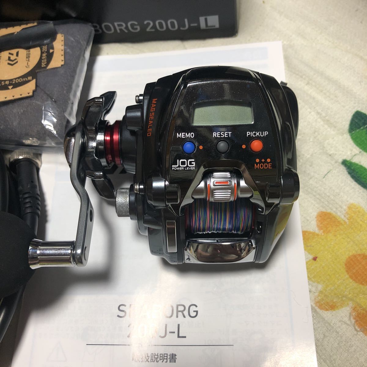 ダイワシーボーグ0j L タフバッテリー100 のセット ダイワ 売買されたオークション情報 Yahooの商品情報をアーカイブ公開 オークファン Aucfan Com