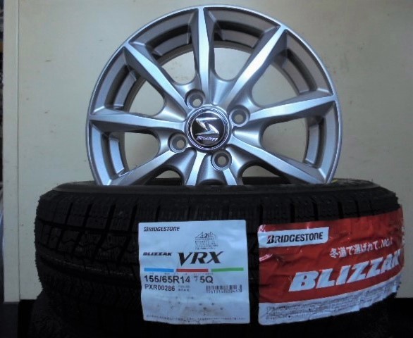 送料無料，豊富な F 早期特価 増税前に まじ最安 数量限定価格 18年製 BS VRX 155/65R14 ダークシルバーNEWアルミSET送込み4本SET ￥35000(スタッドレスタイヤ)｜売買されたオークション情報、yahooの商品情報をアーカイ 4穴