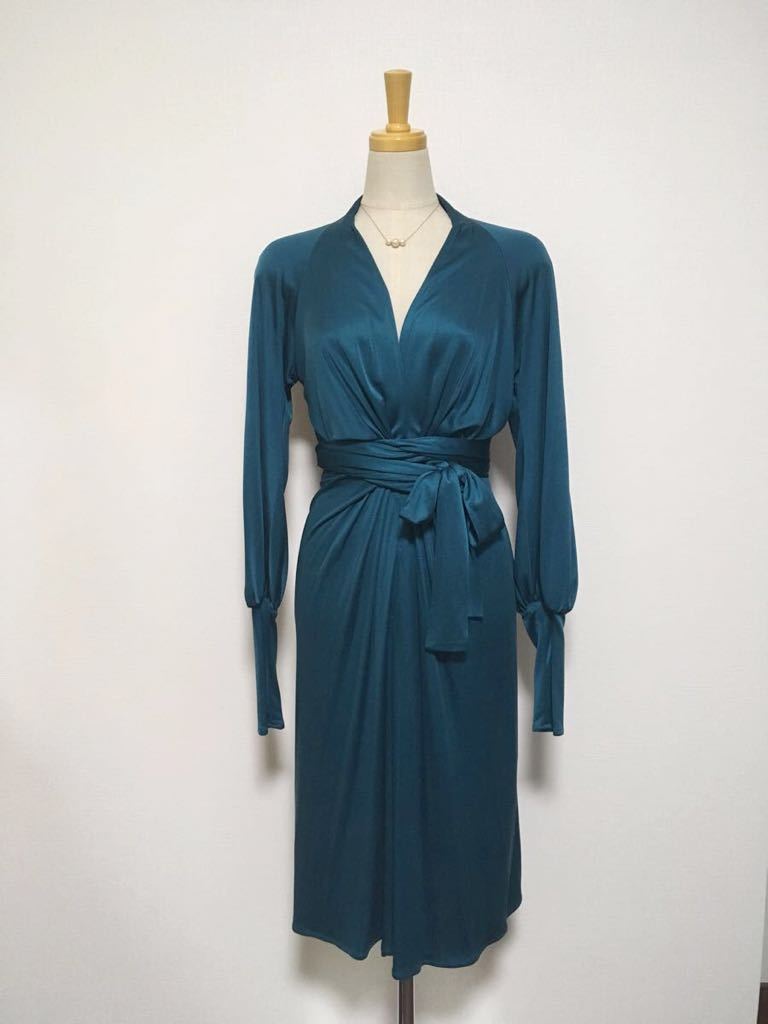 定番人気，大得価 同様 ISSA LONDON イッサロンドン シルクジャージワンピース エメラルドグリーン M(Mサイズ)｜売買されたオークション情報、yahooの商品情報をアーカイブ公開 - オークファン Mサイズ