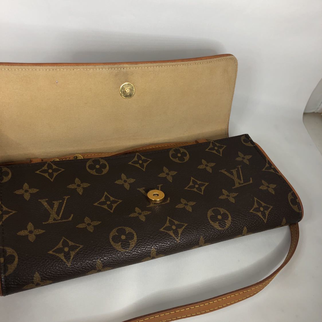 LOUIS VUITTON ルイ ヴィトン モノグラム ポシェットツインGM 