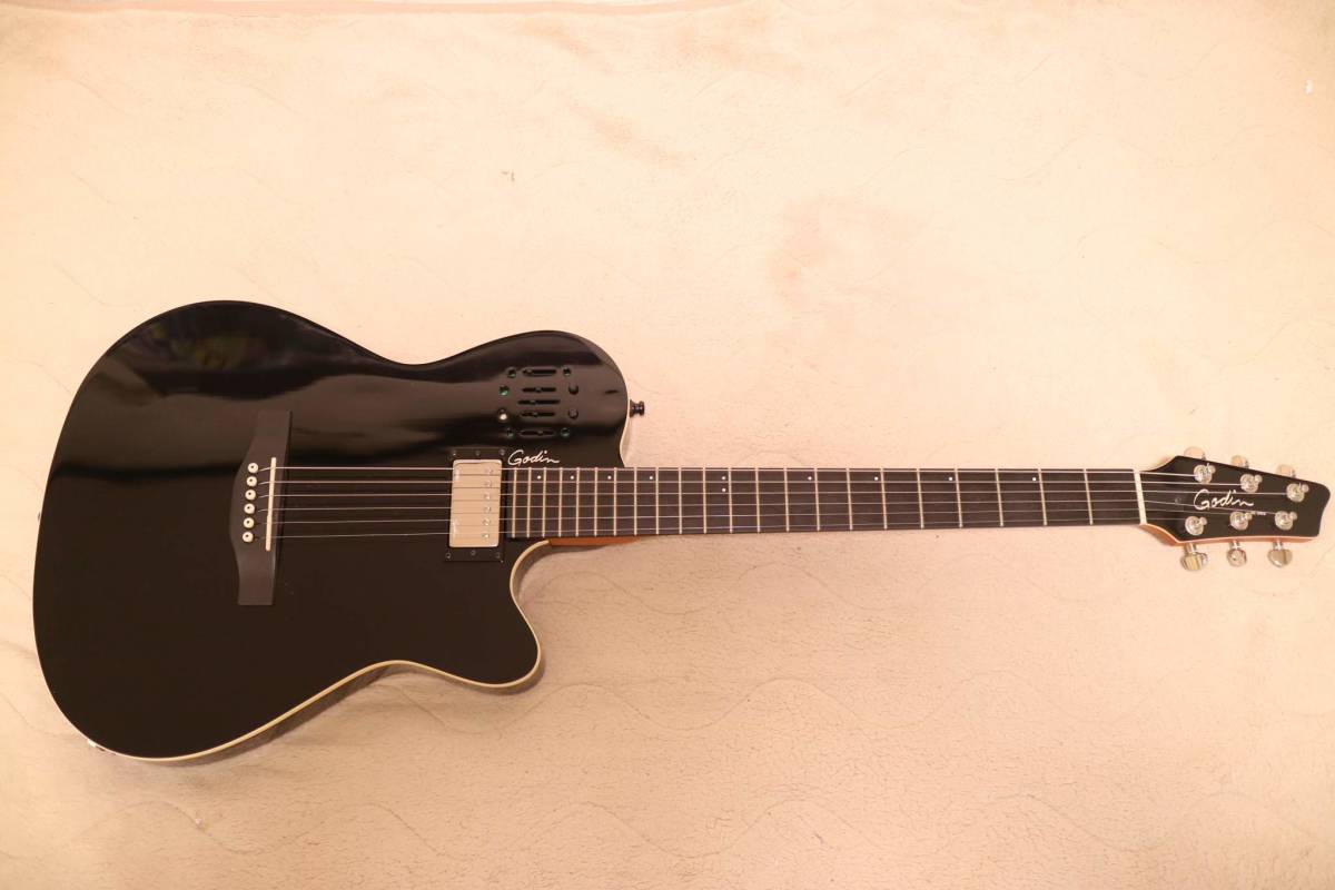 Godin A6 ULTRA BLACK 2018年製