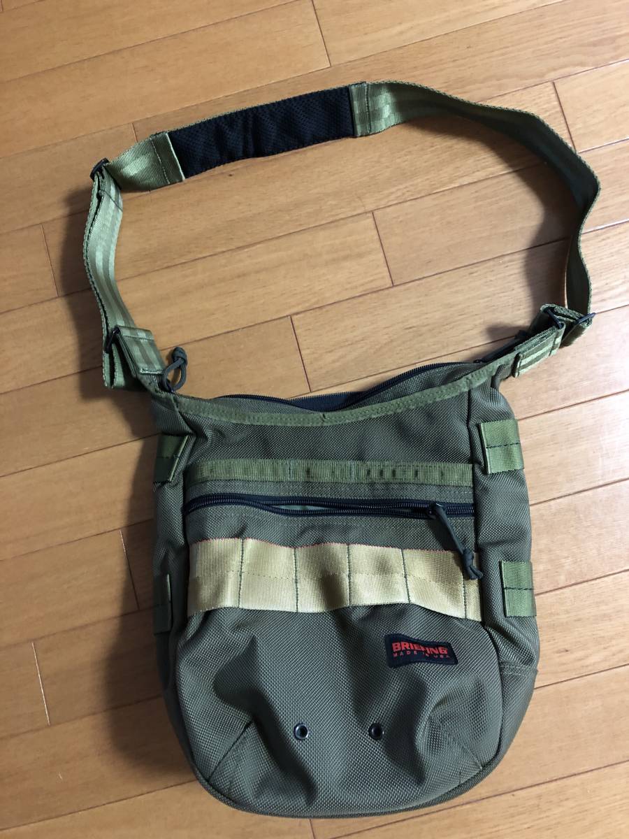 BRIEFING ブリーフィング DAY TRIPPER デイトリッパー ショルダーバッグ 人気のレンジャーグリーン