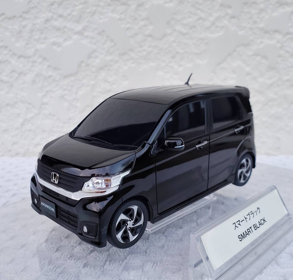 非売品ホンダ N-WGNカスタム カラーサンプル ミニカー パープル美品1/24 非売品 1/24 ホンダ N-ワゴン カスタム カラーサンプル ミニカー 希少