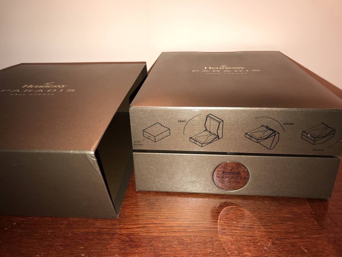 ヘネシー パラディ Hennessy PARADIS 空瓶 空箱 箱カバー
