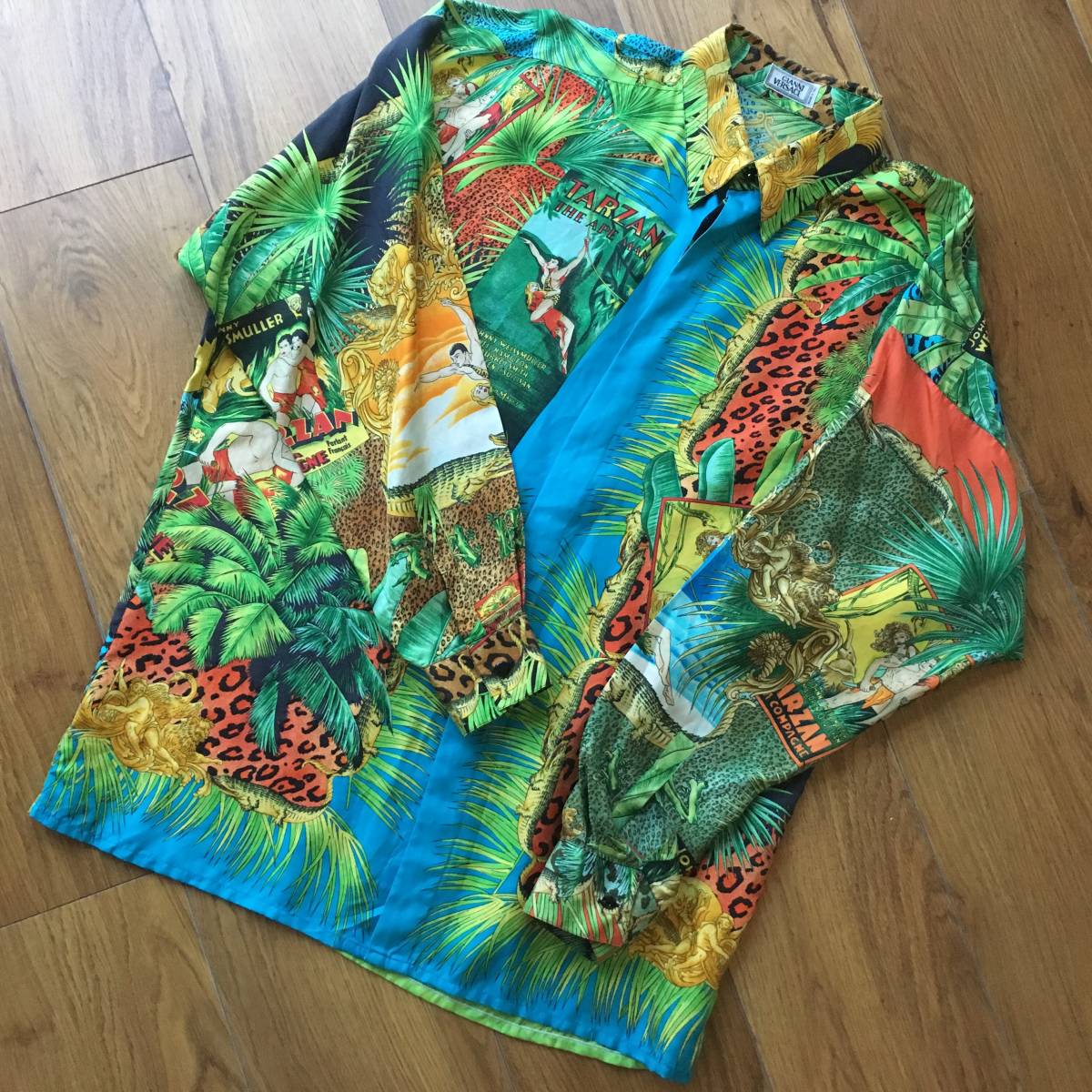 VERSACE GIANNI ヴェルサーチ イタリア製 ジャンニヴェルサーチ