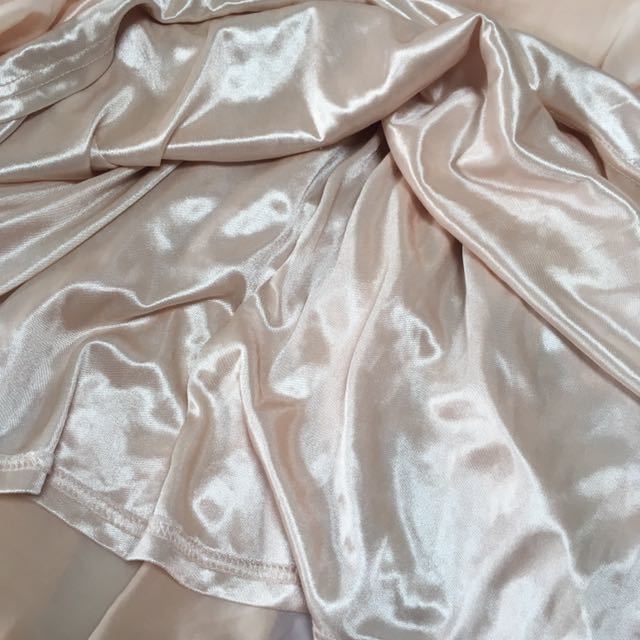 Ol 美優 24才 タンス整理品 超つるつる すべすべ サテン裏地のとろける着心地ワンピース W エコ Eco レディースファッション 売買されたオークション情報 Yahooの商品情報をアーカイブ公開 オークファン Aucfan Com