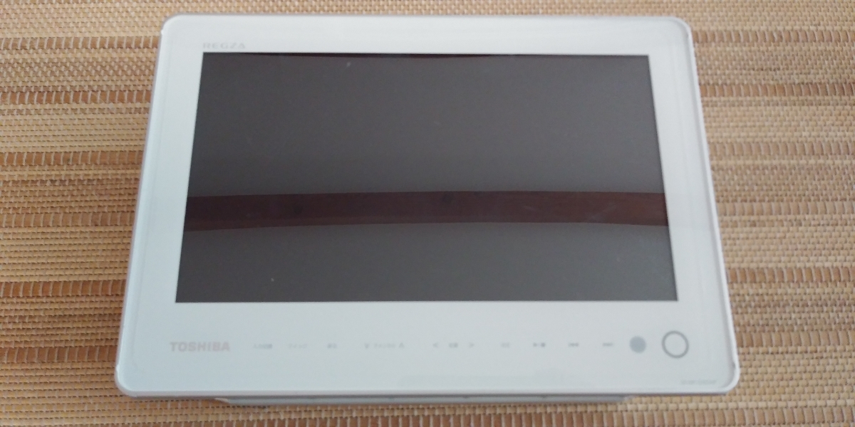 №0107-F80218】中古品：TOSHIBA◇ポータブルブルーレイプレーヤー