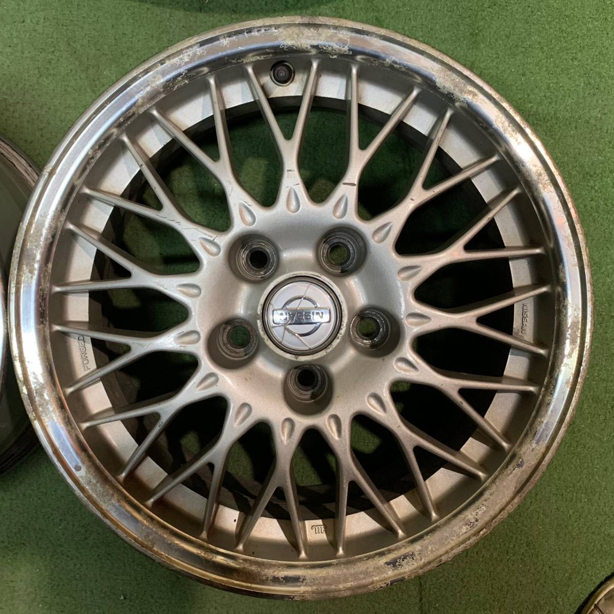 稀少☆日産 純正ホイール 16インチ 7JJ PCD114.3 オフセット+40 CG22 