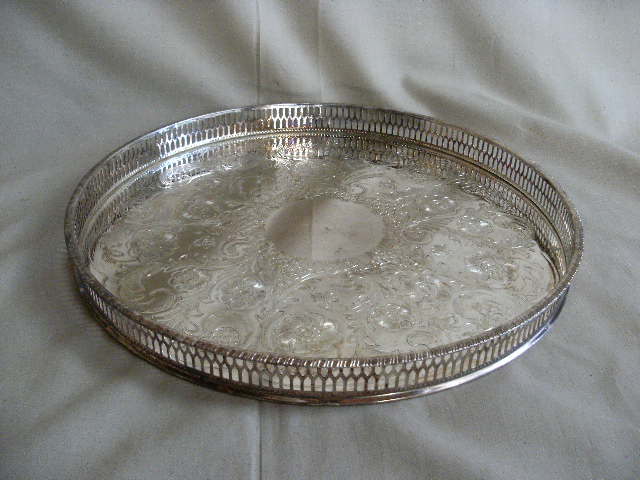 イギリスで見つけた持ち手付きのシェフィールド製（sheffield