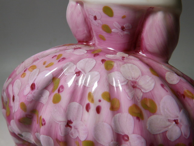 Royal Doulton ロイヤルドルトン ROYAL DOULTON - Victoria フィギュ