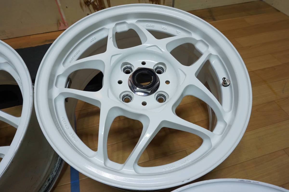 SSR Racing Firenze PRO 15inch 7J offset+43mm PCD114.3mm-5H 重量 