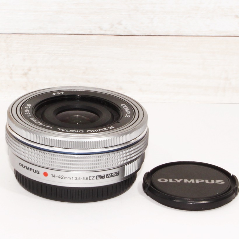 オリンパス OLYMPUS 電動パンケーキ M.zuiko 14-42mm EZ 【公式通販】