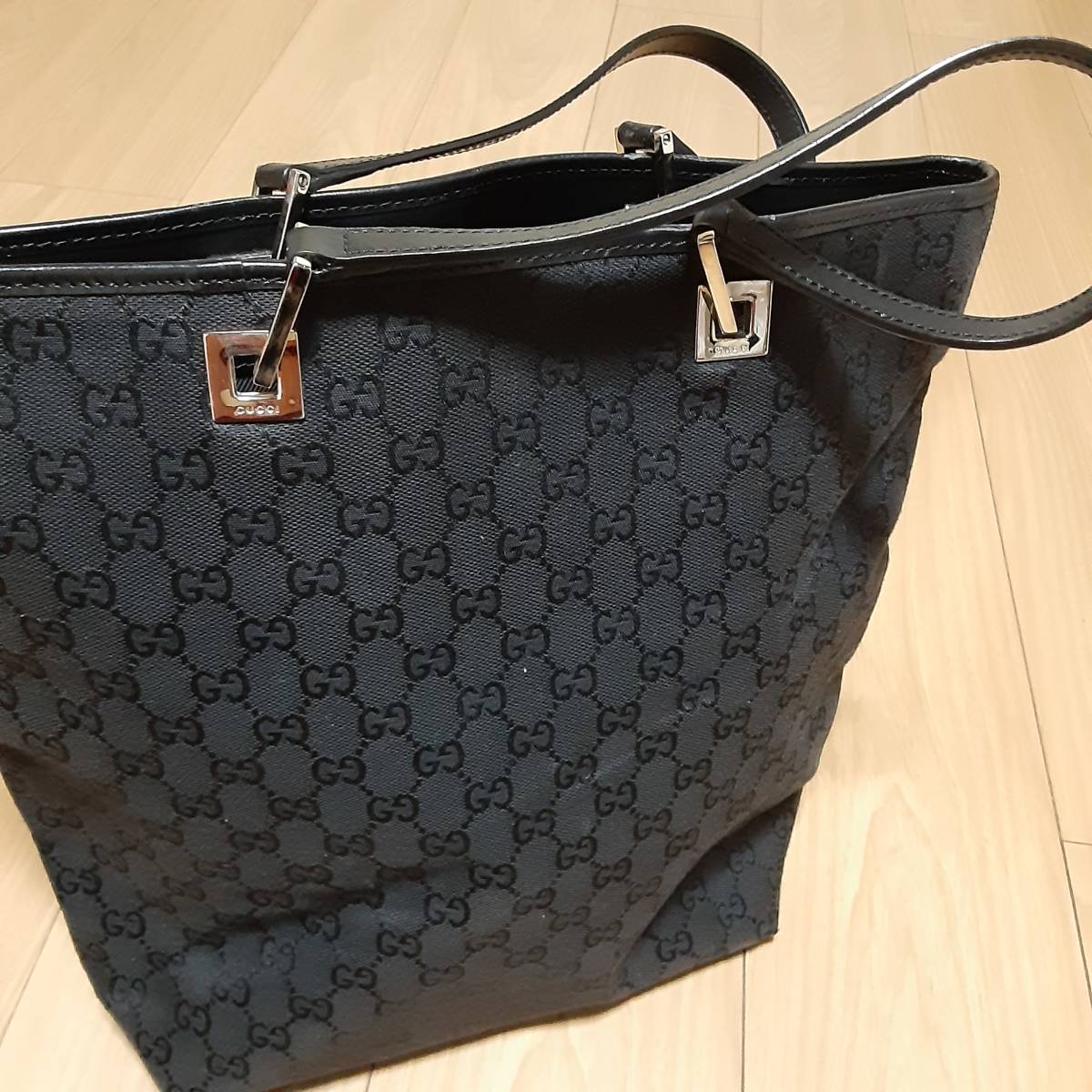 GUCCI グッチ トートバッグ GGキャンバス ⁄ ブラック 0 ベージュ 質屋 
