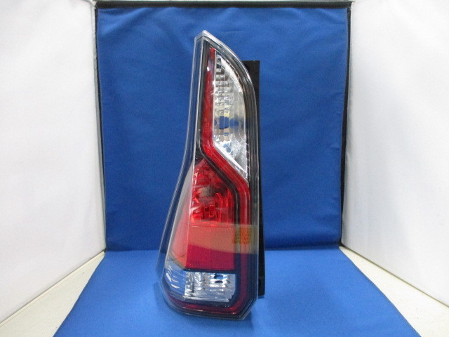 パリ で 買う 日産 SERENA&frasl;セレナ&frasl;ハイウェイスター&frasl;G&frasl;X&frasl;S C27&frasl;GC27