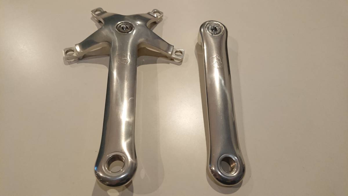HOT，送料無料 カンパニョーロ Campagnolo カンパ Cレコード C-Record 初期刻印マークモデル クランクセット 品(ビンテージパーツ)｜売買されたオークション情報、yahooの商品情報をアーカイブ公開 - オークファ ビンテージパーツ