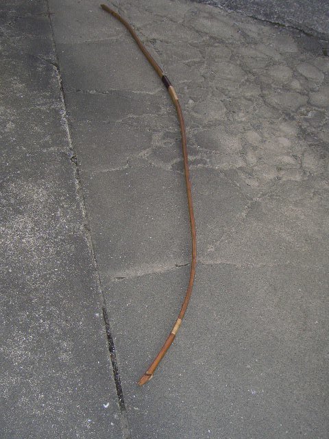 弓道 弓 竹弓 在銘 永野一萃 全長約216cm 弓なり長さ約229cm 幅約3cm 品(弓道)｜売買されたオークション情報、yahooの商品 ...