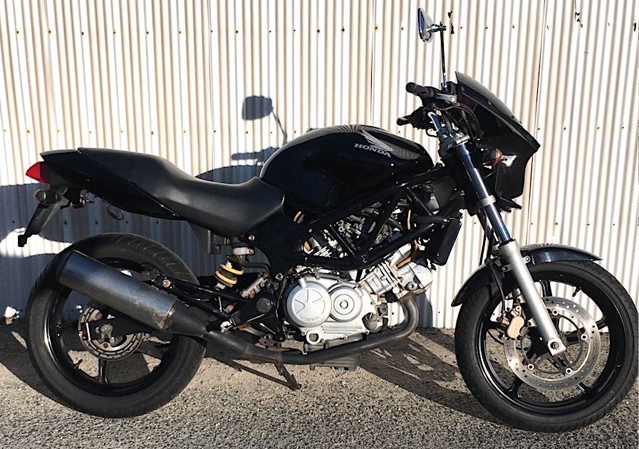 VTR250 ホンダ 実働エンジン好調 キャブ前期 現状車 神戸より 動画あり 