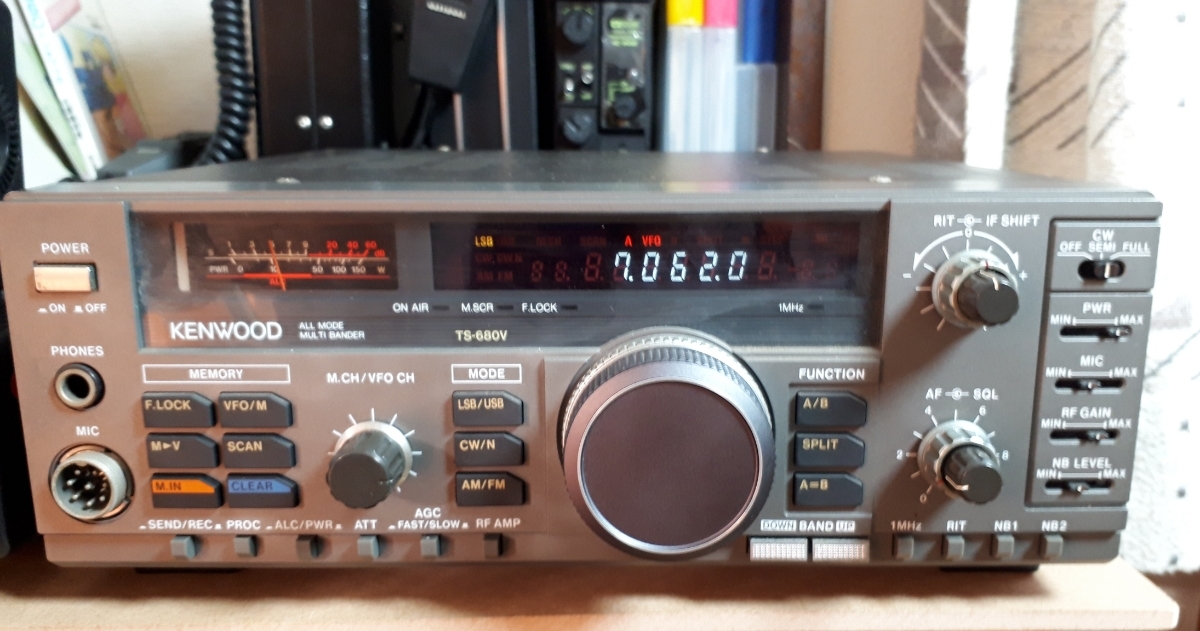 KENWOOD TS-680v TS-680V 10W KENWOOD Review TRansceiver HF⁄50MHz