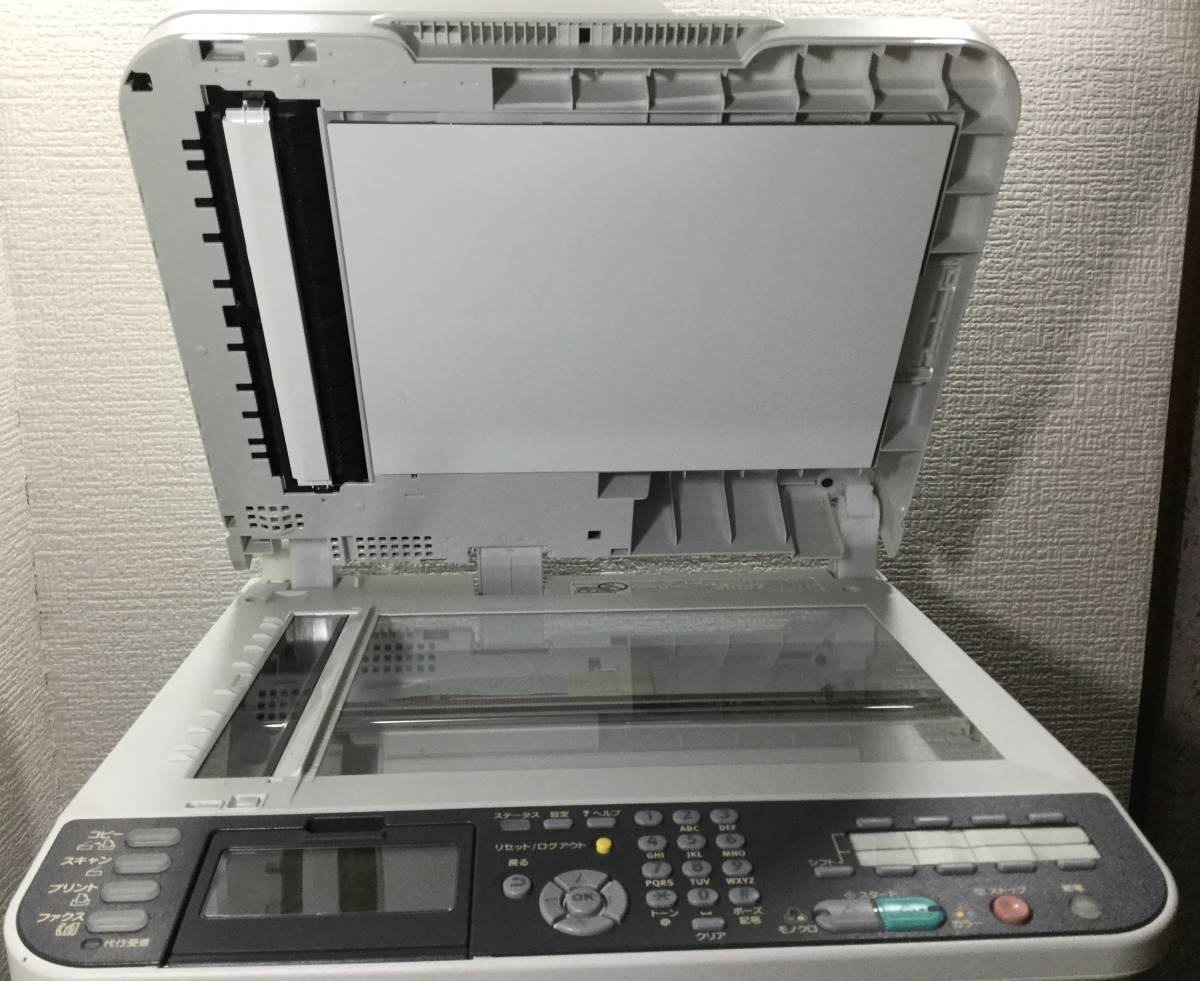 - &frasl; Yahoo!オークション HENTAI 変態クラブ Doujinshi CLUB pre-あぶらだこ MIDDL Club [Hentai] USED) Hentai 放課後の体育倉庫 Middle 濡れ透け陸上部編続