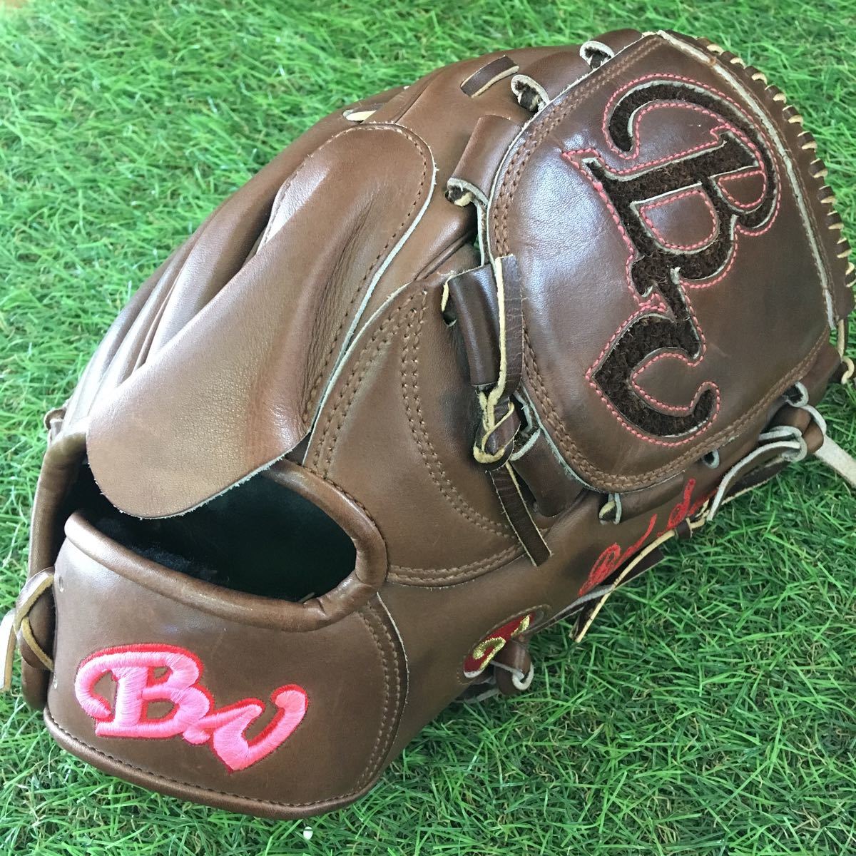 T TB828 ブレイブスポーツ BV オーダー 硬式 投手用 刺繍入り 野球