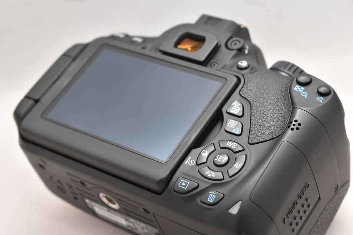 良品☆Canon キヤノン EOS KISS X6i ボディ☆基本＆応用撮影ガイド付