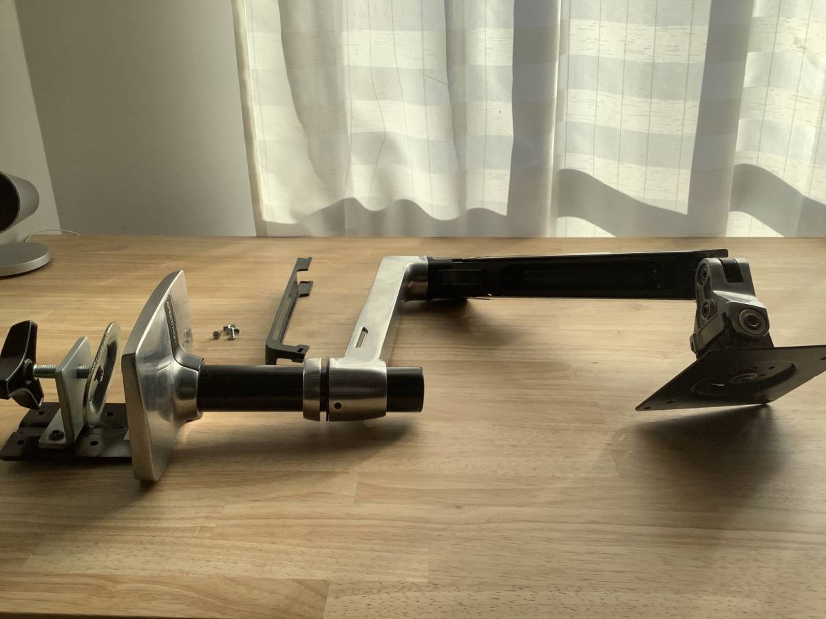 エルゴトロン LX デスクマウント モニターアーム アルミニウム_4