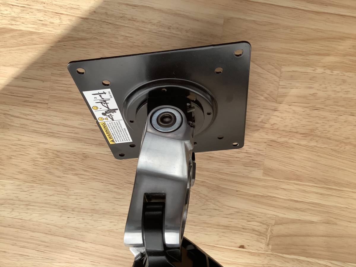 エルゴトロン LX デスクマウント モニターアーム アルミニウム_6