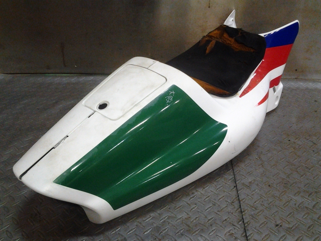 ホンダ NS-1 AC12 純正 シートカウル リアカウル 検索 H-68 HONDA