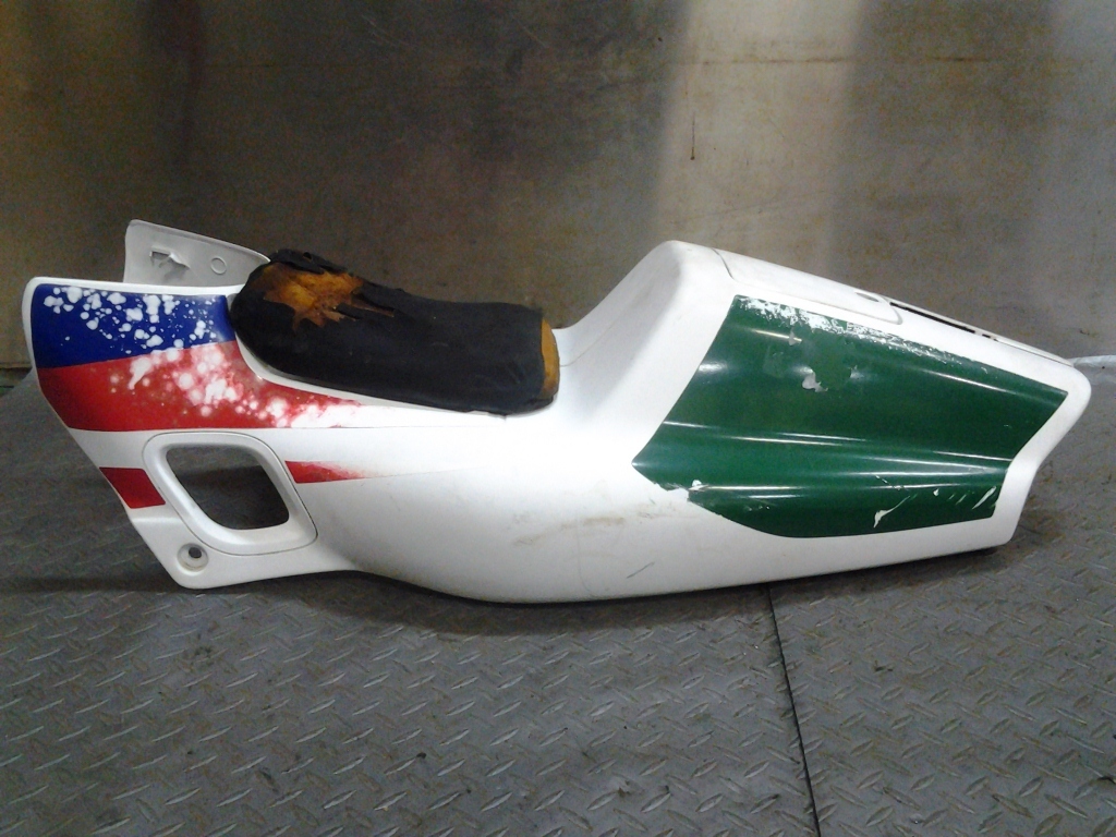 ホンダ NS-1 AC12 純正 シートカウル リアカウル 検索 H-68 HONDA