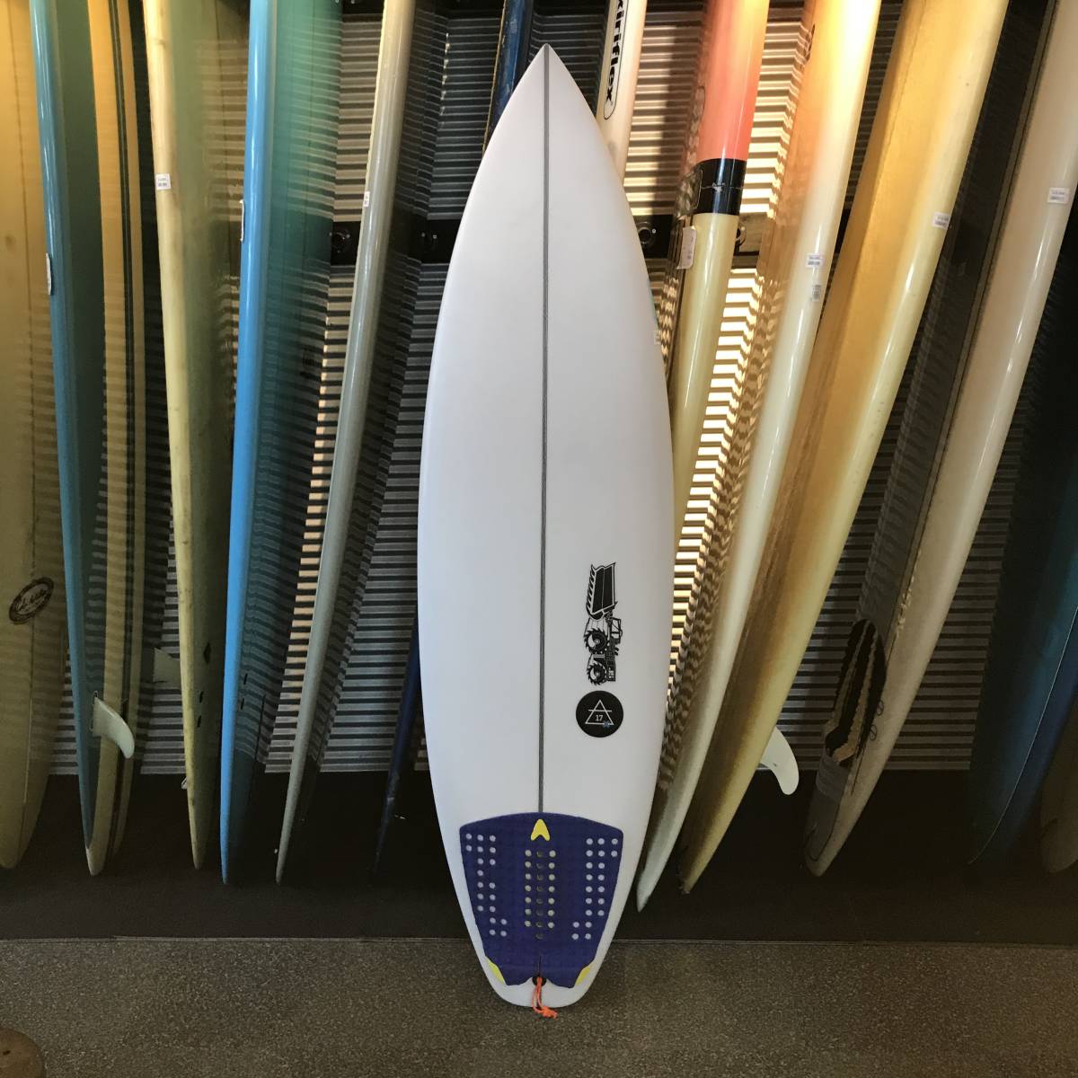 新品，得価 価格 JS ショートボード AIR17X エア17X 5'7(5.8フィート未満)｜売買されたオークション情報、yahooの商品情報をアーカイブ公開 - オークファン ショートボード