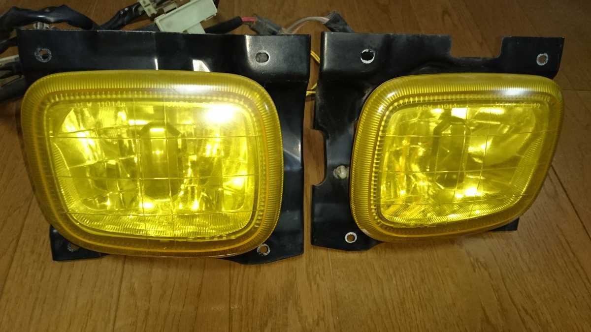 大人気，お買い得 スバルサンバーフォグランプ(スバル用)｜売買されたオークション情報、yahooの商品情報をアーカイブ公開 - オークファン 純正品