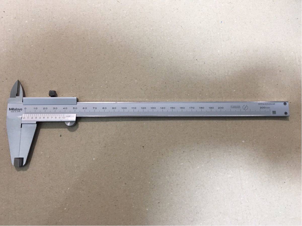 限定セール，お得 ミツトヨ Mitutoyo ノギス 200mm ケース付(ノギス、マイクロメーター)｜売買されたオークション情報、yahooの商品情報をアーカイブ公開 - オークファン ノギス、マイクロメーター