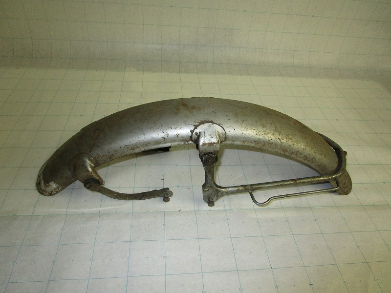 ヤマハ　AT-1　フロントフェンダー_1