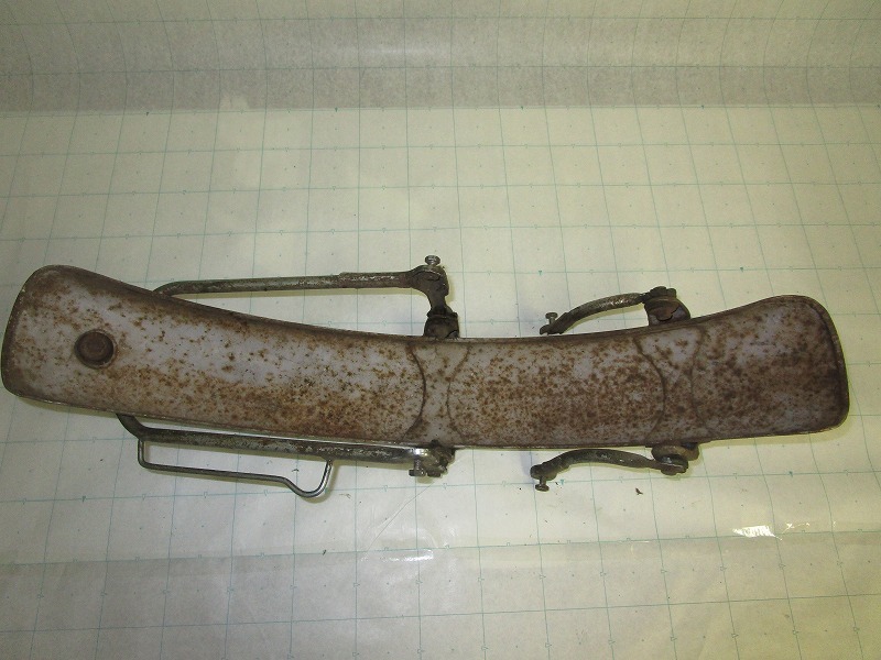 ヤマハ　AT-1　フロントフェンダー_4