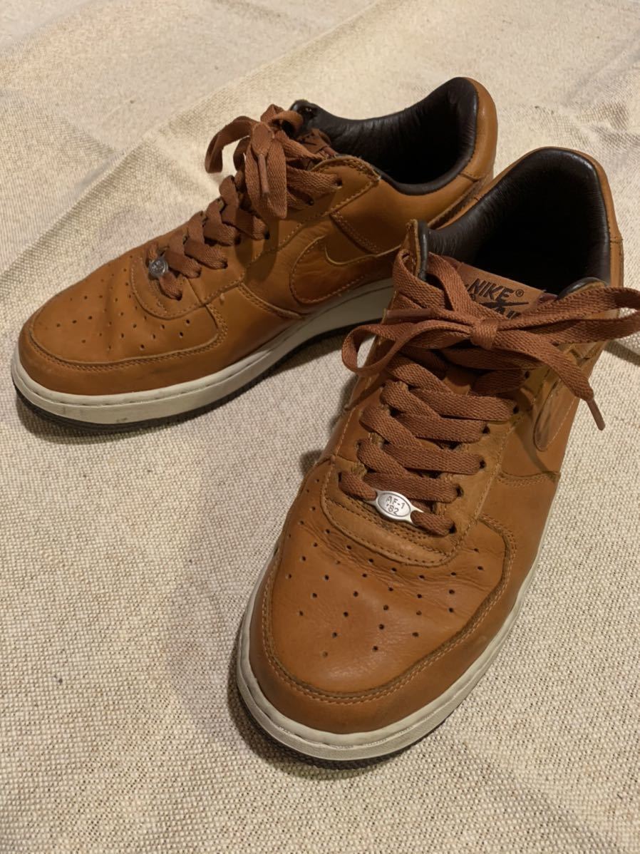【新作登場，品質保証】 NIKE ナイキ エアフォース Ⅰ LOカット(27.5cm)｜売買されたオークション情報、yahooの商品情報をアーカイブ公開 - オークファン 27.5cm