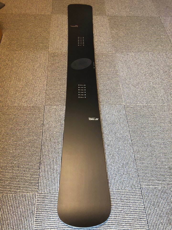 セール，本物保証 14-15 モデル ヨネックス YONEX レーシング スノーボード アルペンボード ERACER ディレクショナル ハンマーヘッド 182cm(レーシング)｜売買されたオークション情報、yahooの商品情報をアーカイブ レーシング