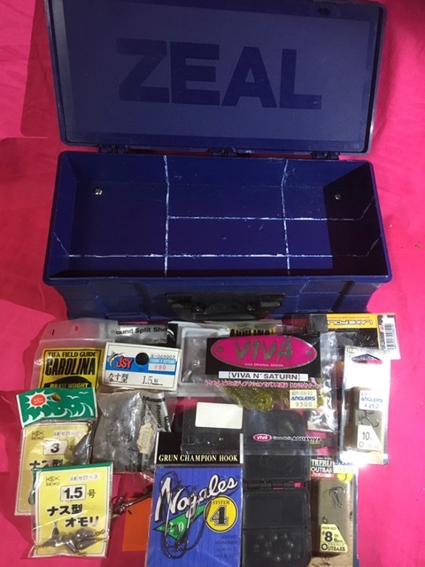 釣りファンの方へ Zeal タックルボックス 重り 釣り針など 小物付き タックルボックス 売買されたオークション情報 Yahooの商品情報をアーカイブ公開 オークファン Aucfan Com
