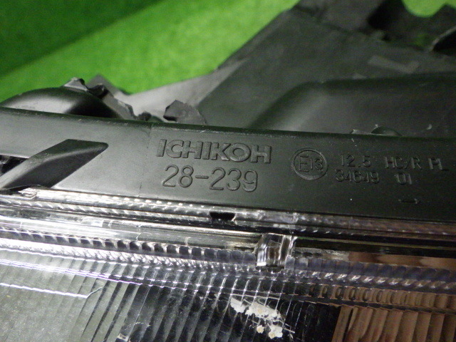 0 2026年最新Yahoo!オークション -ノア ノア ヘッドライト トヨタ 後期 80系 LED ICHIKOH 左の中古品 Yahoo!オークション - 「ノア 左ヘッドライト ヘッドライトの中古品