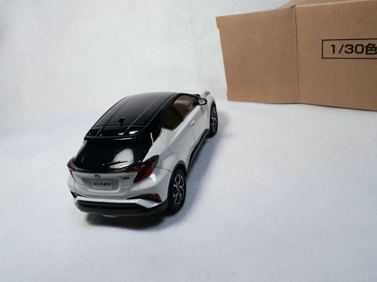 トヨタ | CHR C-HR 1⁄30 ミニカー 新型C-HR 後期 非売品 GRスポーツ