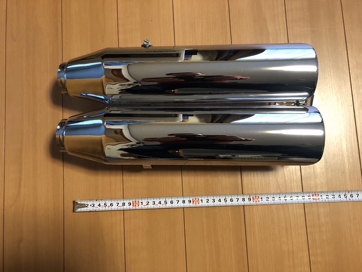 FLSTN-CAT ハーレー純正ソフテイル北米マフラー16mmパンチアウト中古品