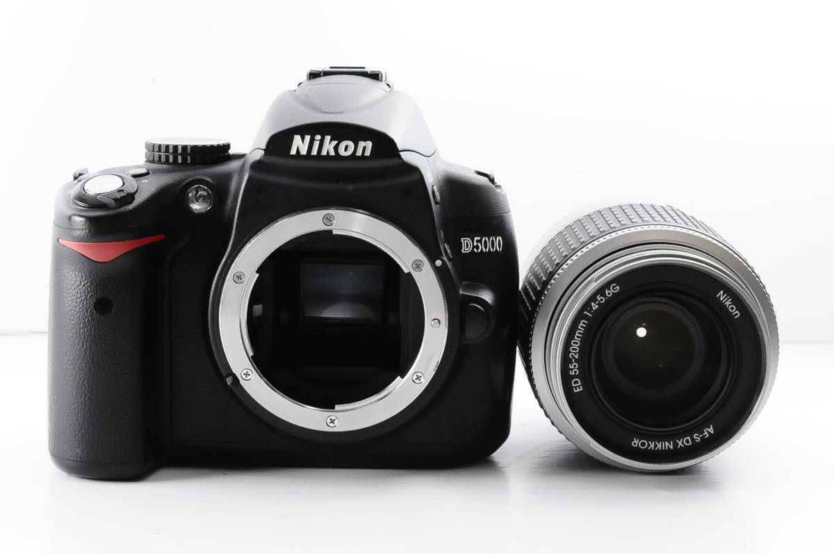 ADS4147☆ 実用品 ☆ ニコン Nikon D5000 ボディ 撮影枚数11723枚