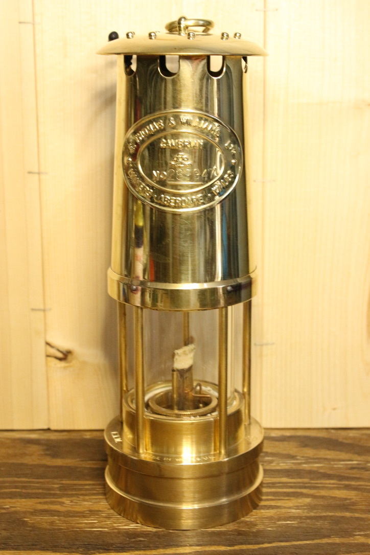 【HOT，SALE】 E.Thomas & Williams カンブリアンランタン 灯油 オイル ランプ(灯油ランタン)｜売買されたオークション情報、yahooの商品情報をアーカイブ公開 - オークファン 灯油ランタン