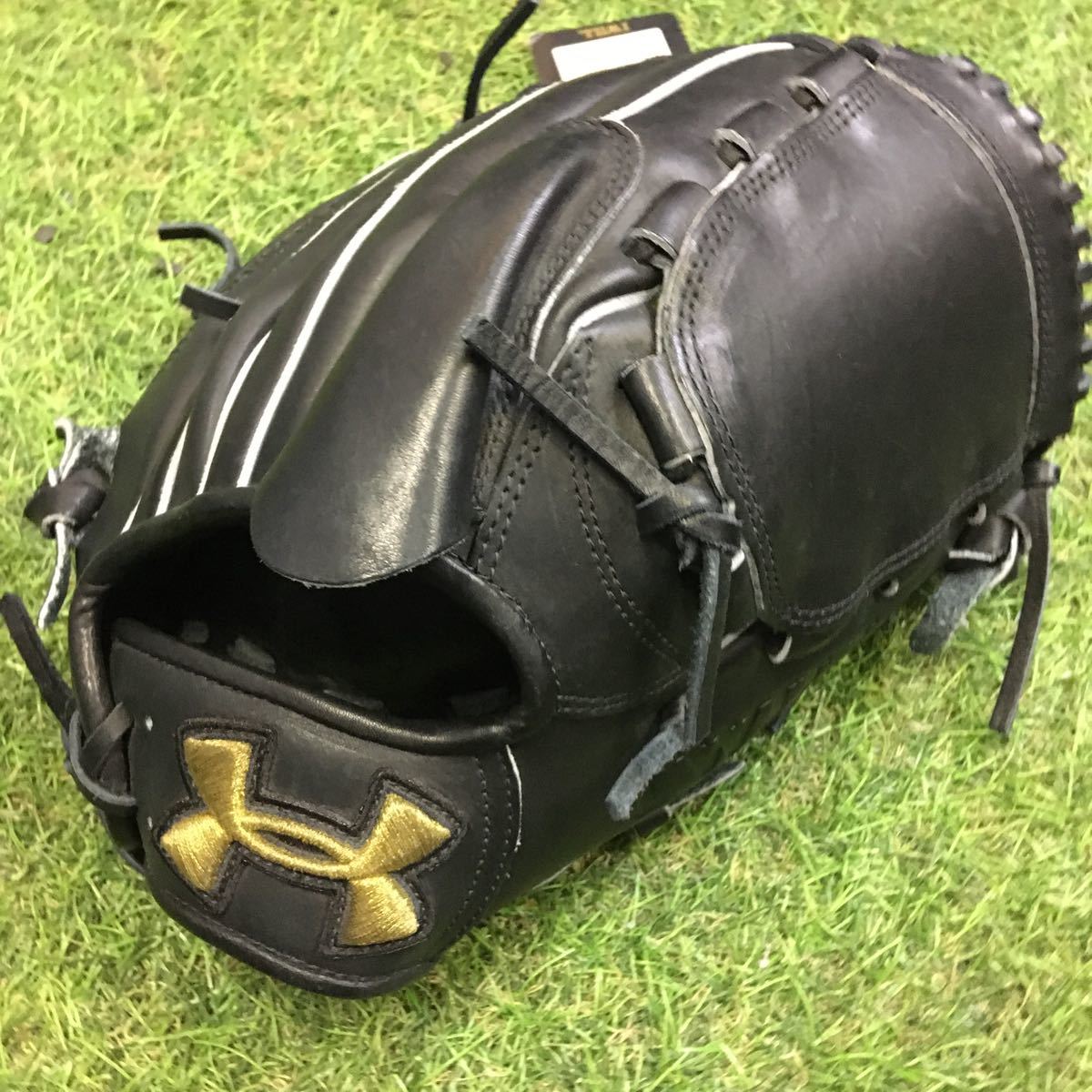  Y W239 UNDER ARMOUR アンダーアーマー IWILL QBB0255 少年軟式 投手用 ピッチャー 野球 グローブ グラブ 展示品(軟式用)｜売買されたオークション情報、yahooの商品情報をアーカイブ公開 - オークファ 子ども用