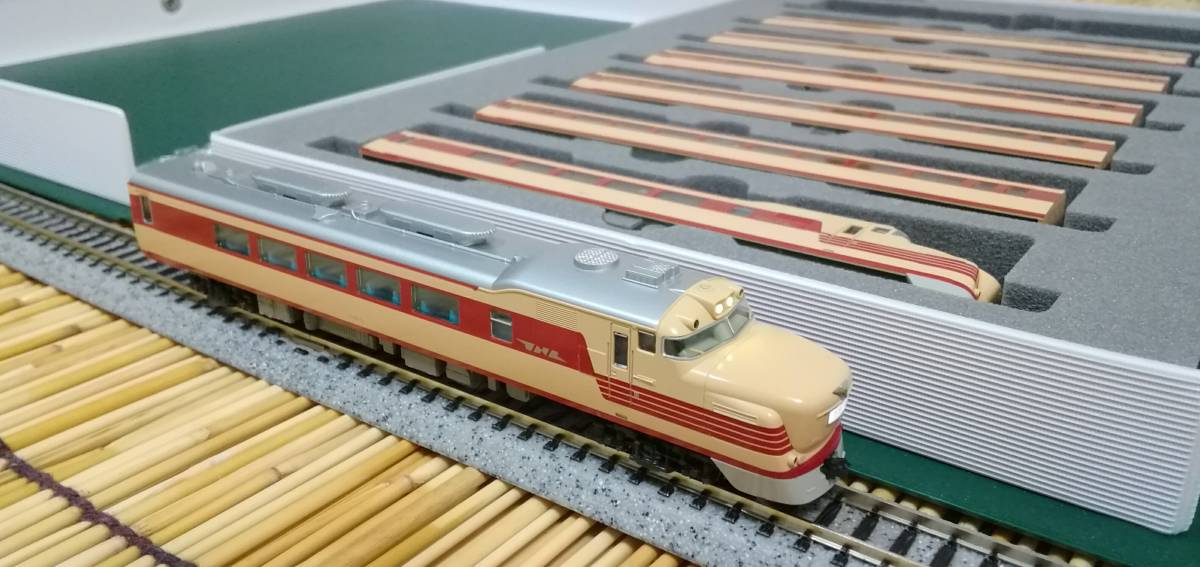 ▽KATO-セットばらし他▽キハ81系/7両セット/キハ81-3(ASSY